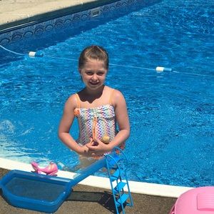 Meet your Posher, Lori